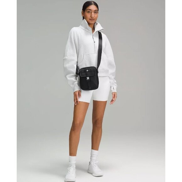 Lululemon Wunderlust Crossbody Bag 2L Black OS - Picture 1 of 16